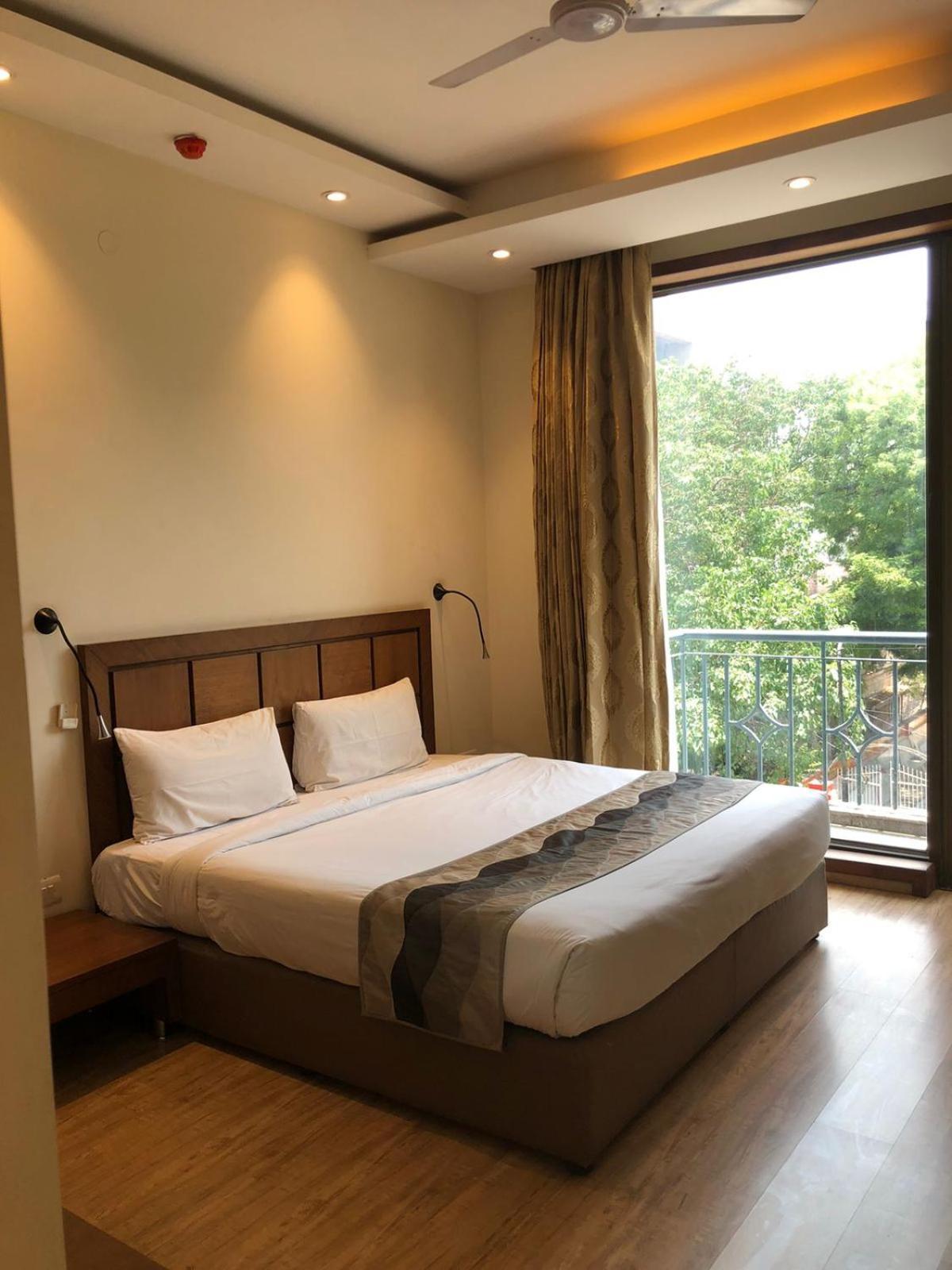 Uds Villa Scandinavian B&B - Next To Vfs New Delhi Eksteriør bilde