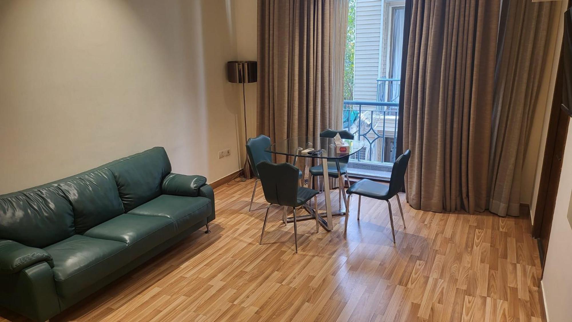 Uds Villa Scandinavian B&B - Next To Vfs New Delhi Eksteriør bilde